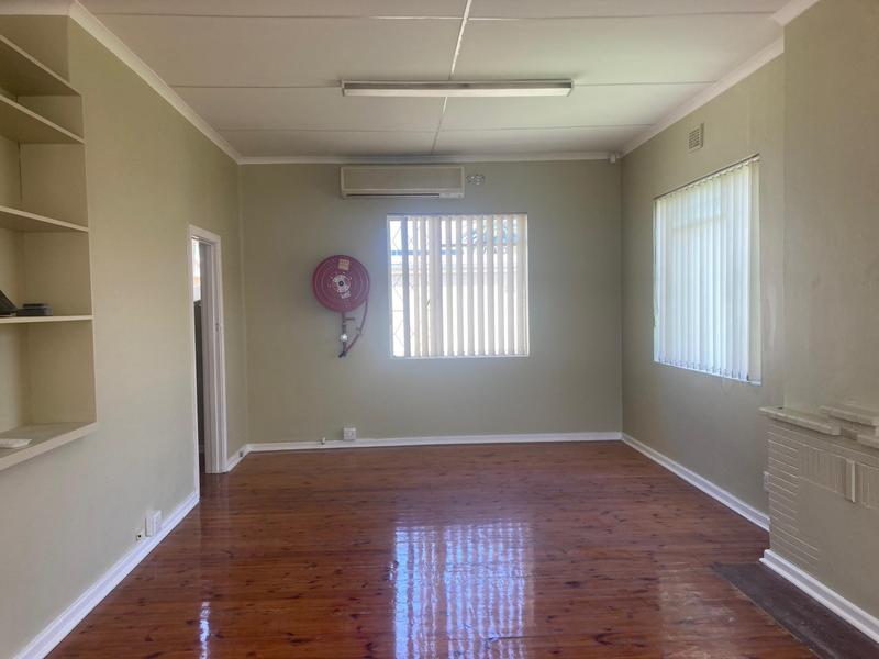 To Let Commercial Property for Rent in Newton Park Eastern Cape